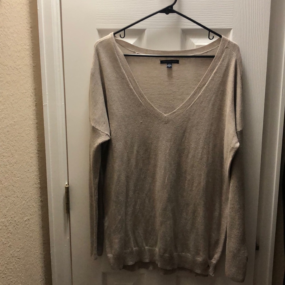 ⭐️⭐️LAST CHANCE⭐️⭐️ American Eagle sweater